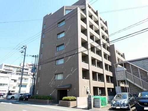 グラン・ドミール新寺 8階建