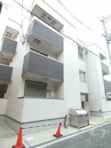 大阪府大阪市淀川区東三国１丁目 築9年5ヶ月 3階建