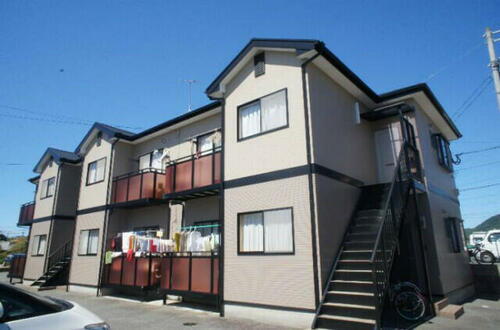 福岡県宗像市くりえいと２丁目 2階建