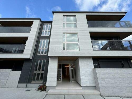 静岡県浜松市中央区助信町 賃貸アパート