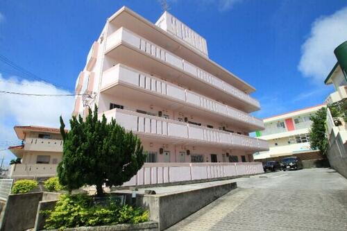ＳＨＲ　ＣＥＮＴＲＡＬ運天Ⅱ 4階建