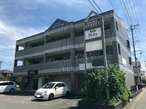 シャイン　ストリート 3階建