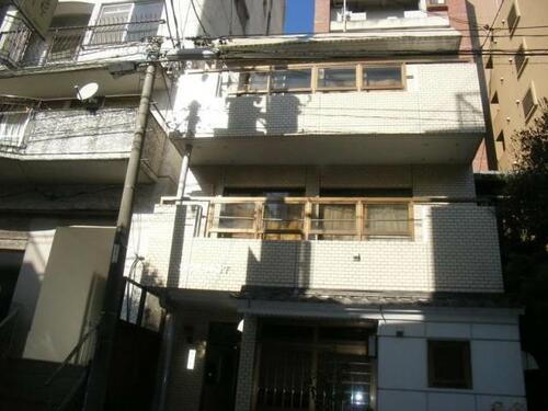 コンフォール池下 3階建