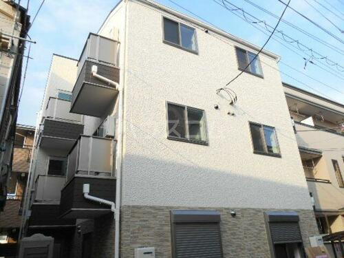 東京都荒川区町屋４丁目 3階建 築9年9ヶ月