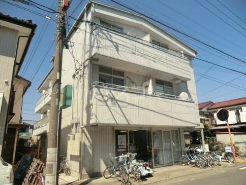 メゾン湘南 3階建