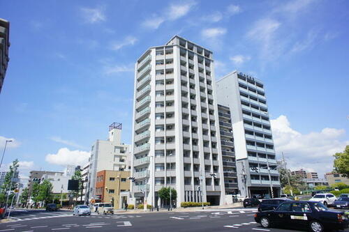 広島県広島市中区加古町 14階建