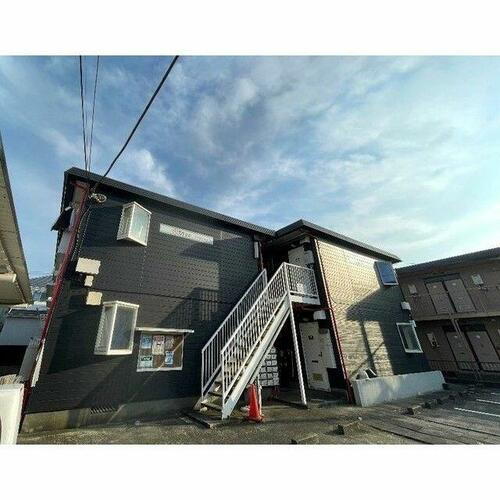 神奈川県横浜市金沢区富岡東５丁目 2階建 築11年10ヶ月