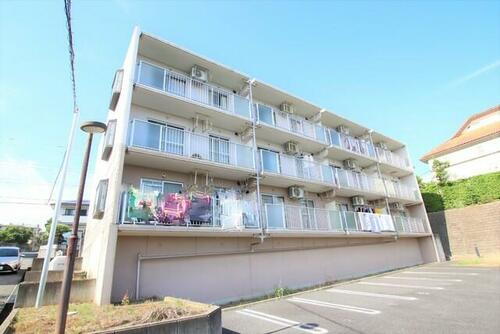 サニーヒルズ 3階建