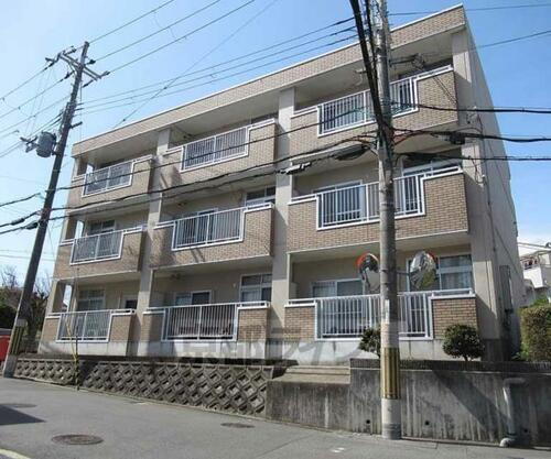 ノースヒルズ 3階建