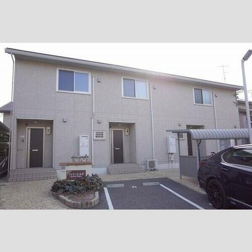 愛知県岡崎市上六名３丁目 テラスハウス