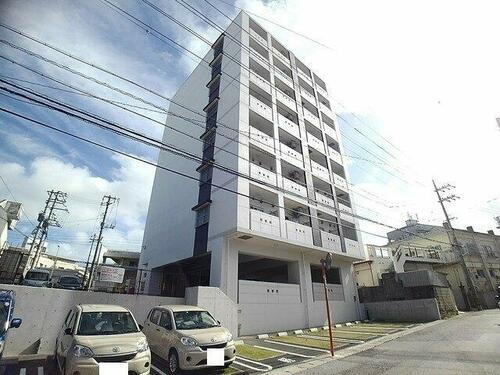 沖縄県宜野湾市我如古４丁目 賃貸マンション