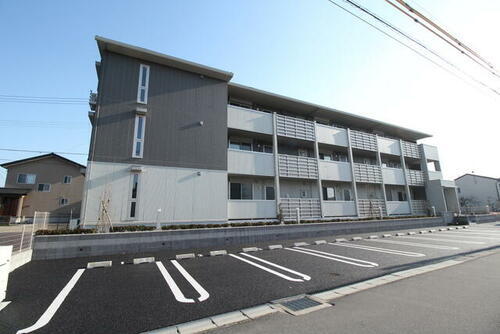 新潟県新潟市中央区女池２丁目 3階建 築5年4ヶ月