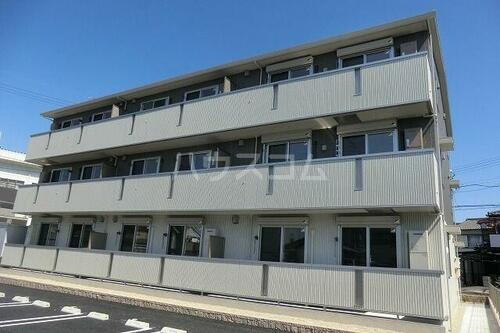 愛知県安城市新田町小山 3階建 築10年10ヶ月