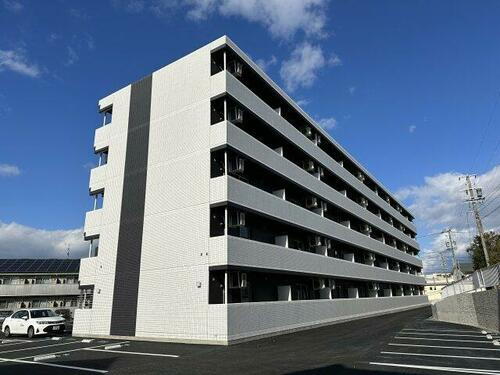 愛知県常滑市原松町１丁目 賃貸マンション