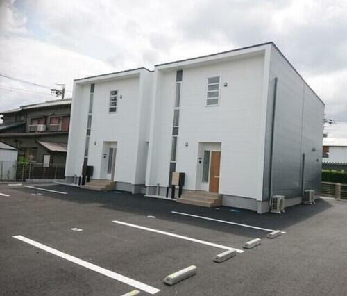 静岡県浜松市浜名区小松 テラスハウス