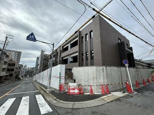 アヴァンセテラス瑞穂日向町 6階建