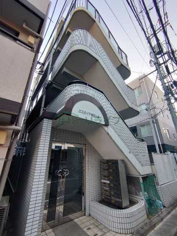 エスカイア阿佐ヶ谷 4階建