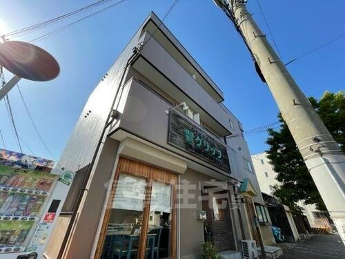 エスパシオ・コモド 3階建