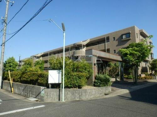 グランドメゾン熊野 3階建