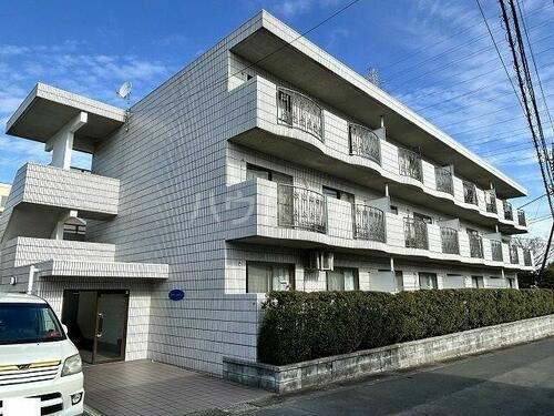 神奈川県南足柄市岩原 賃貸マンション