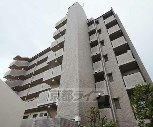 京都府京都市伏見区深草十九軒町 7階建