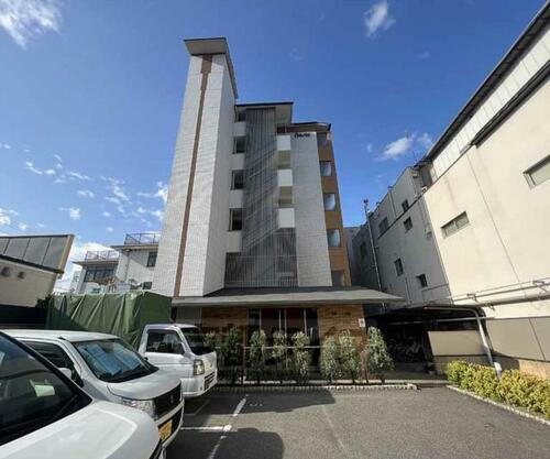 京都府京都市右京区西京極北庄境町 6階建 築15年4ヶ月
