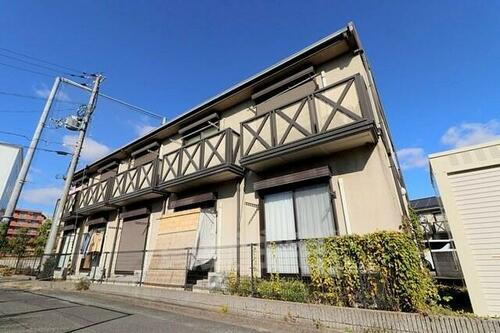大阪府吹田市岸部南２丁目 2階建