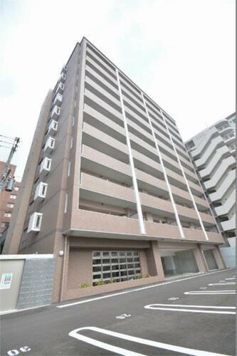 フェリシエ三萩野 11階建