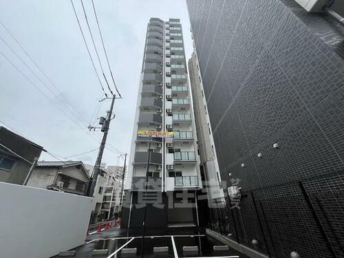 大阪府大阪市福島区吉野１丁目 15階建