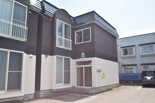 ジュリＢ棟 2階建