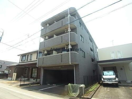 岐阜県岐阜市加納安良町 賃貸マンション