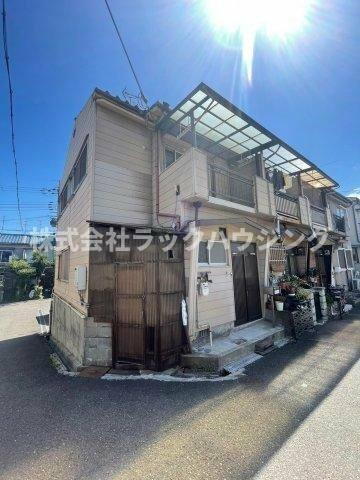 大阪府寝屋川市明和１丁目 2階建