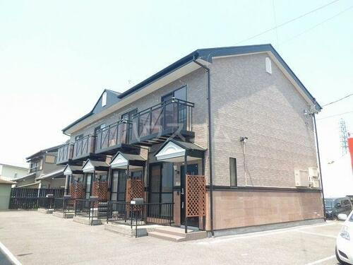 愛知県岡崎市上地２丁目 テラスハウス