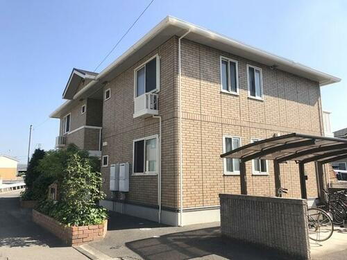 愛媛県松山市高岡町 賃貸アパート