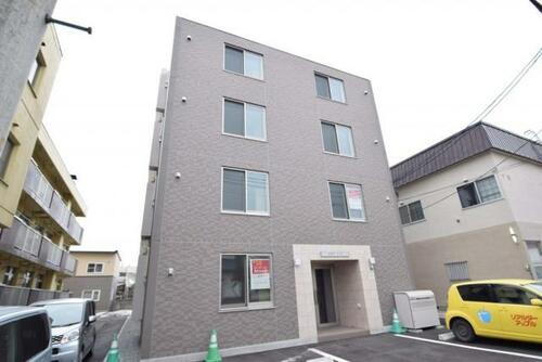 ＡＭＵ５・２３ 4階建