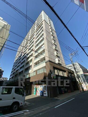福岡県福岡市中央区今泉１丁目 15階建