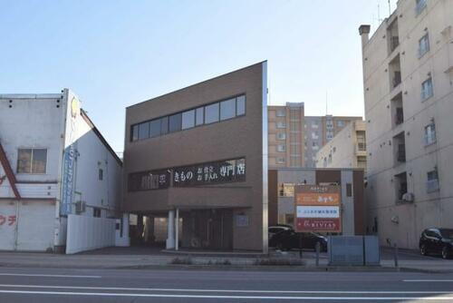 北海道旭川市四条通１７丁目 賃貸マンション