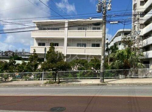 沖縄県浦添市安波茶３丁目 賃貸マンション