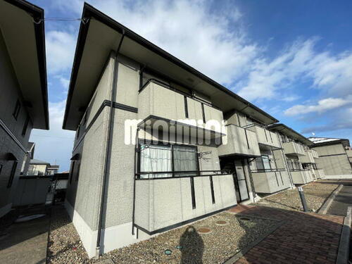 グリーンコート　カトレア館 2階建