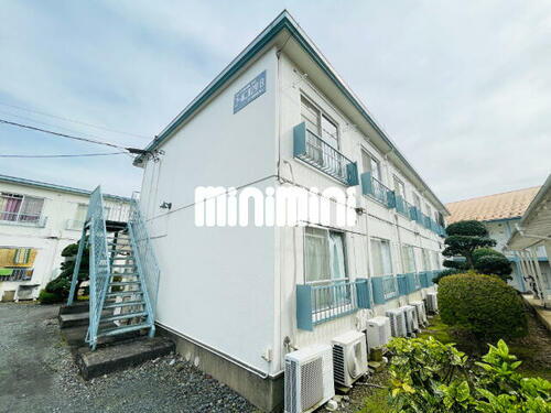 コーポ二葉２号Ｂ棟 2階建