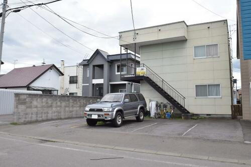 ハイツ１０条 2階建