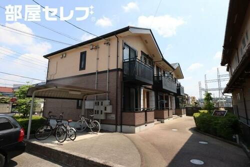 シャローム岩塚 2階建