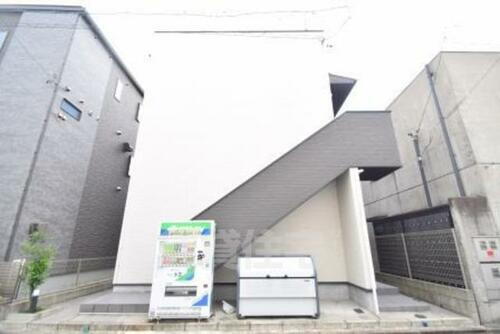 愛知県名古屋市中村区中村町９丁目 築9年1ヶ月 2階建