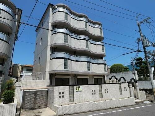 シティパレス２１あやめ池Ｐ－Ⅶ 地上3階地下1階建