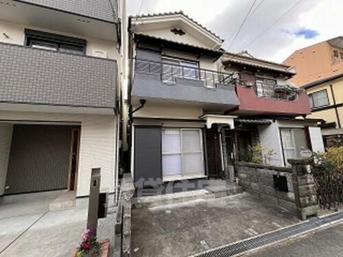 大阪府寝屋川市香里西之町 2階建