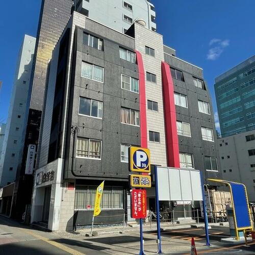 本町佐藤ビル 6階建