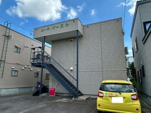 コーポイースト