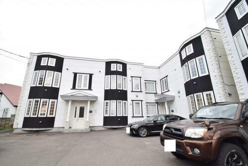 クローバーＡ棟 2階建