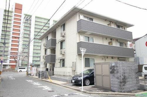 Ｄ－ｒｏｏｍ　Ｈａｋａｔａ　Ｅａｓｔ 3階建