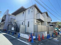 神奈川県横浜市磯子区森3丁目 2階建